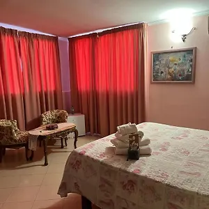 La Del Patrizio Couette-café