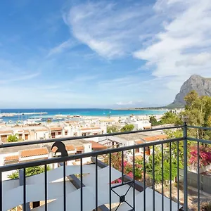 https://albergo-auralba.sicilyhotelsitaly.net